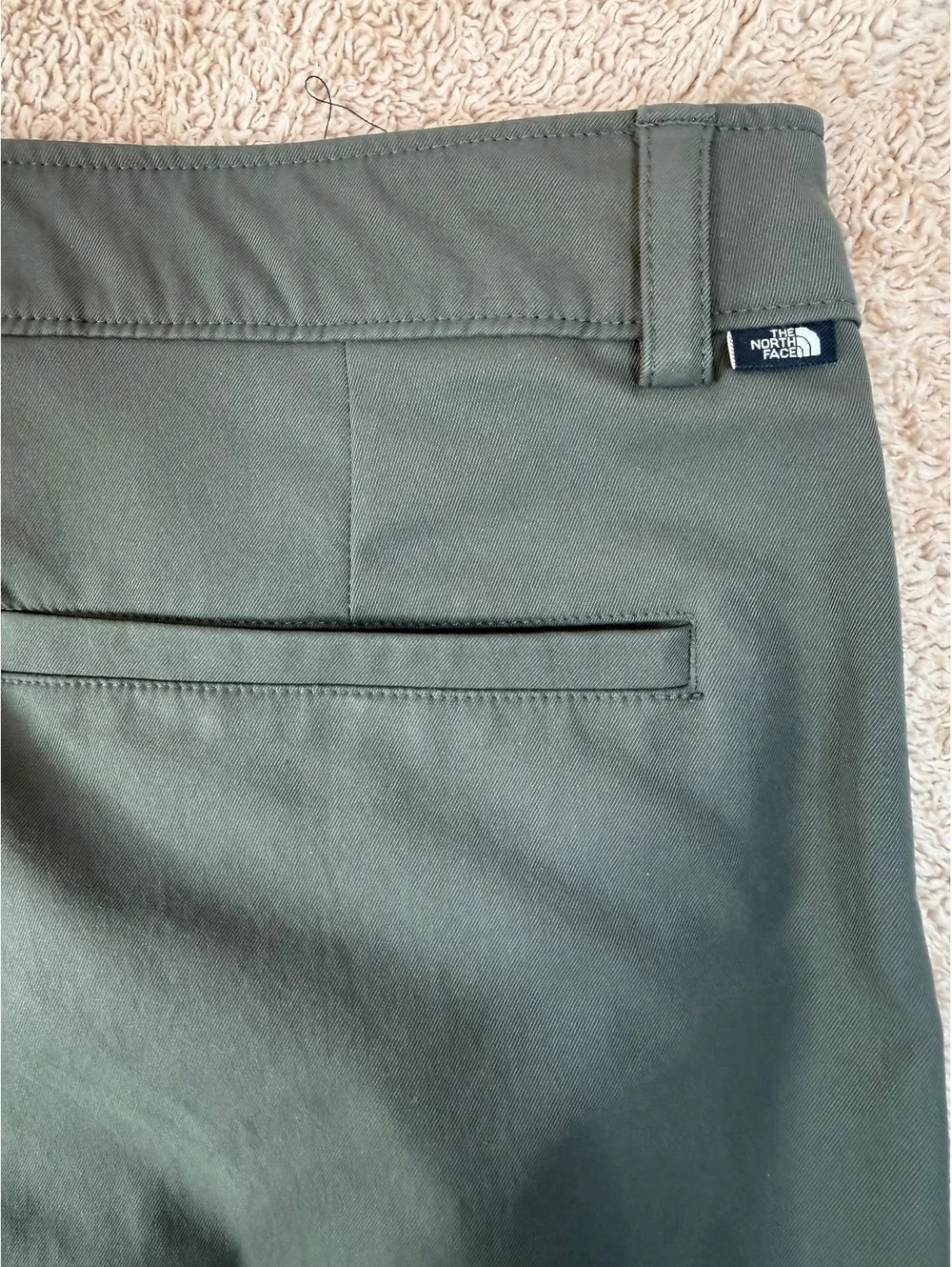 The North Face City Standard Modern Fit Pants Mens 34x32 Green Chino NF0A5A4K